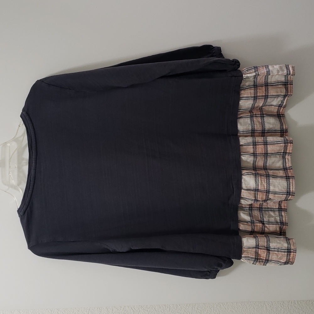 Loft Comfortable 3/4 Sleeve Top with Ruffle Hem - Picture 4 of 8